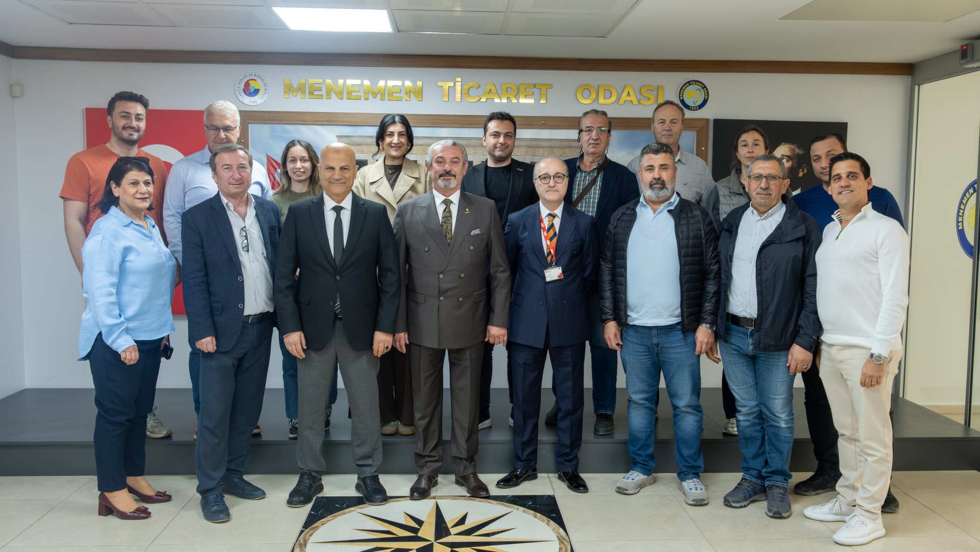 AİLE ŞİRKETLERİNDE YÖNETSEL SORUNLAR VE ÇÖZÜM ÖNERİLERİ EĞİTİMİMİZİ BAŞARIYLA TAMAMLADIK.
